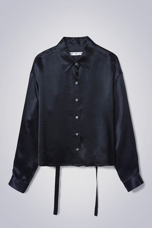 SILKY STRAPE BLOUSE NAVY