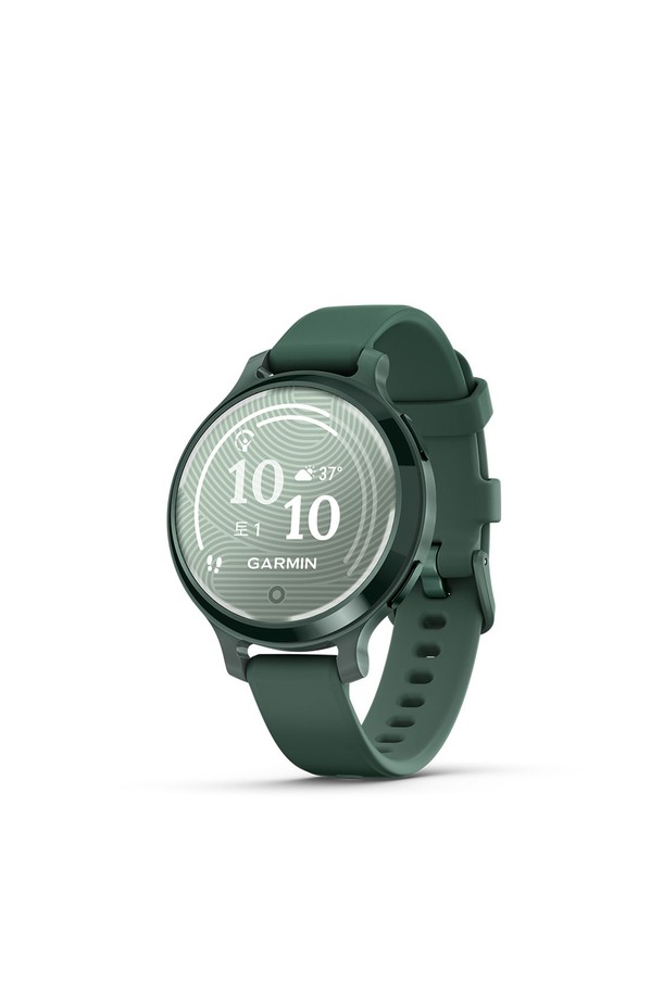 가민 릴리2 액티브 재스퍼 그린 실리콘 밴드 GPS 스마트워치입니다. 여성 사용자를 위해 디자인되었으며, 재스퍼 그린 색상의 실리콘 밴드가 특징입니다. 피트니스, 러닝, 사이클, 테니스, 골프, 요가, 일상 등 다양한 TPO에 어울리는 스포티, 미니멀, 캐주얼 스타일의 스마트워치입니다. GPS, 심박수, 수면, 산소포화도, 스트레스, 여성 건강, 운동, 스마트 알림 기능을 제공합니다. 최대 9일의 배터리 수명과 9시간의 GPS 모드를 지원하며, 14mm 퀵릴리즈 밴드와 iOS/Android 호환성을 갖췄습니다.
