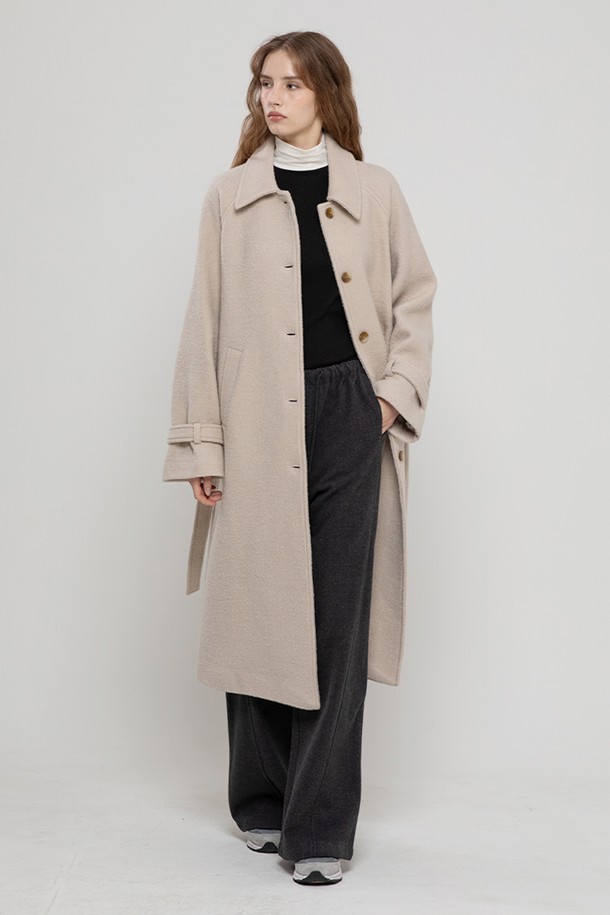 MORELIKEIT - 코트 - WOOL 100 LONG BALMACAN COAT IVORY