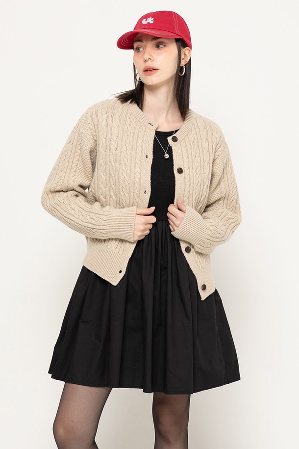 MORELIKEIT - 가디건 - EXTRAFINEWOOL CABLE KNIT CARDIGAN BEIGE