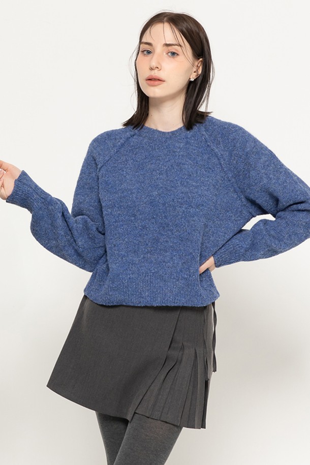 MORELIKEIT - 스웨터 - WOOL BLEND CROP KNIT PULLOVER BLUE