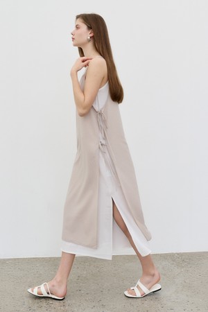 레이어드 리본 슬리브리스 드레스 LAYEAD SLEEVELESS LONG DRESS Beige