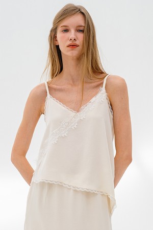 레이스 언발란스 슬리브리스 탑 IVORY