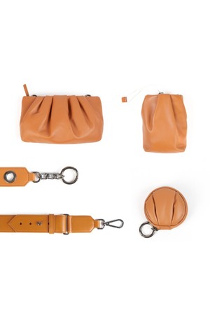 THE BODY BAG(HAZELNUT)