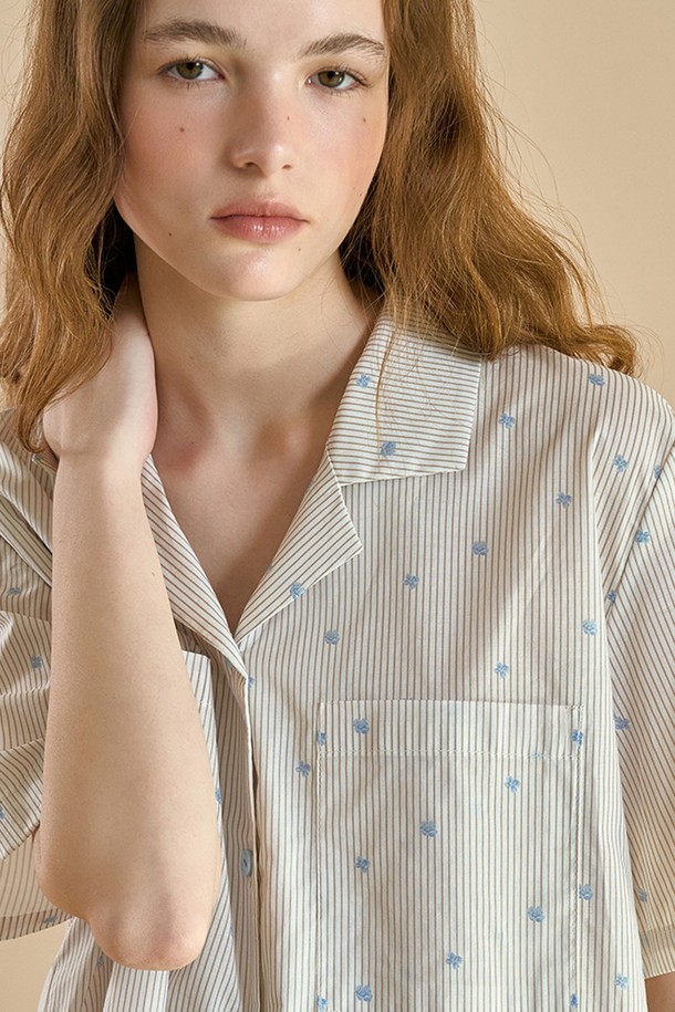 상품 슬라이드 이미지 1