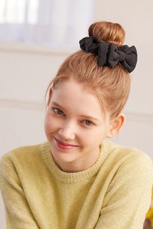 쿠션 리본 헤어 스크런치 (블랙)