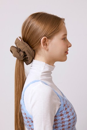 쿠션 빅 헤어 스크런치 (브라운)