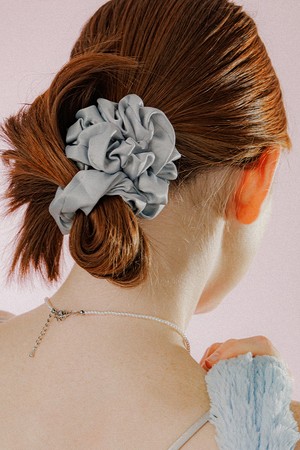 셔링 사틴 스크런치 (스카이블루)