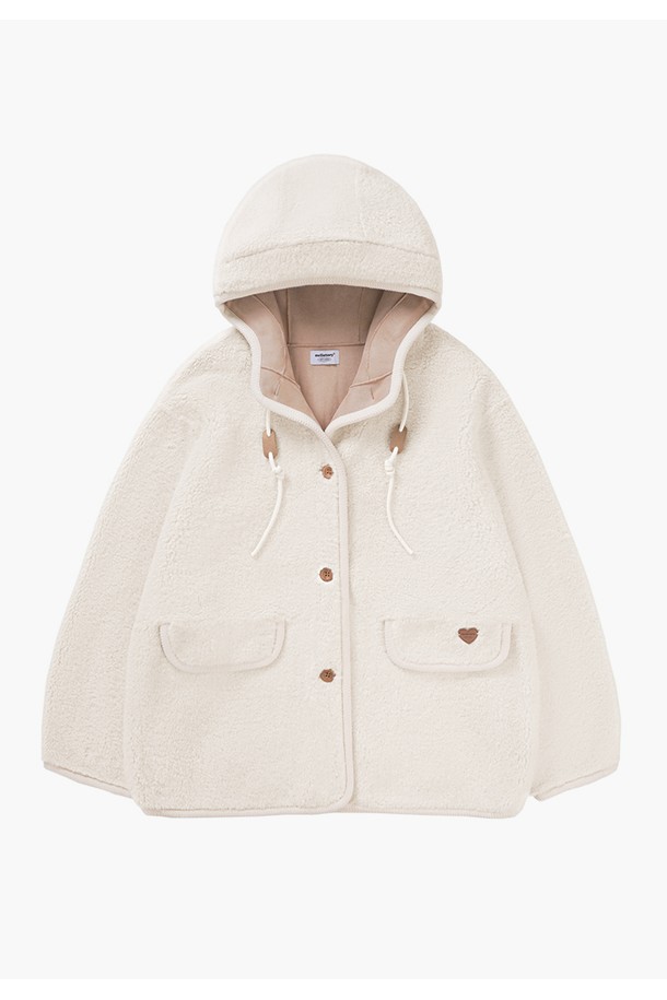 부드러운 시어링과 무스탕 소재로 따뜻함을 더한 여성용 후드 시어링 무스탕 점퍼입니다. 아이보리 컬러의 베이직하고 캐주얼한 디자인으로, 겨울철 데일리룩에 활용하기 좋습니다. 레귤러 기장의 무지 패턴에 버튼 여밈 방식으로 편안하게 착용할 수 있습니다. 후드와 포켓 디테일이 실용성을 높이며, 안감 전체가 시어링으로 처리되어 뛰어난 보온성을 제공합니다. 레귤러 핏으로 제작되어 다양한 스타일을 연출하기 용이합니다.
