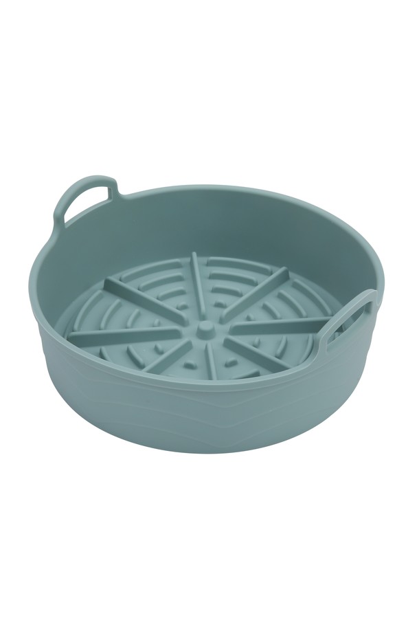 닥터하우스 시 실리콘 에어프라이어22는 연녹차색과 진녹색 두 가지 색상으로 제공되는 주방용품입니다. -40°C에서 250°C까지의 넓은 온도 범위를 견디는 내열성과 내구성이 뛰어난 실리콘 소재로 제작되었습니다. 접이식 및 돌출형 구조, 그릴 무늬 디자인으로 실용성과 심미성을 모두 갖추었으며, 전자레인지, 식기세척기, 열탕 소독이 가능하여 위생적으로 사용할 수 있습니다. 조리도구 표면 보호, 김밥말이, 주방용품 건조, 아이스크림 제조 등 다양한 용도로 활용 가능하며, 걸어서 보관할 수 있어 편리합니다.
