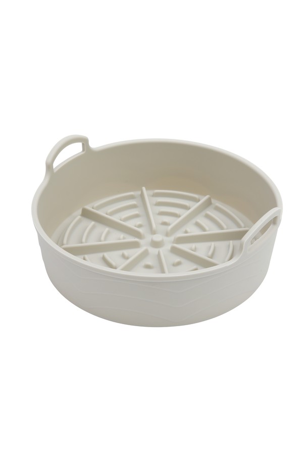 닥터하우스 시 실리콘 에어프라이어22는 부드러운 실리콘 소재로 제작되어 내열성과 내구성이 뛰어나 -40°C부터 250°C까지 폭넓은 온도에서 사용 가능합니다. 연녹차색과 진녹색 두 가지 색상으로 제공되며, 손잡이와 걸이형 디자인으로 사용과 보관이 편리합니다. 조리기구 표면을 보호하고 기름이 원활하게 흐르도록 돕는 실용적인 제품입니다. 사용 시에는 직접적인 불 접촉과 날카로운 도구 사용에 주의하고, 진한 색상의 음식 사용 시 이염될 수 있음을 유의해야 합니다.
