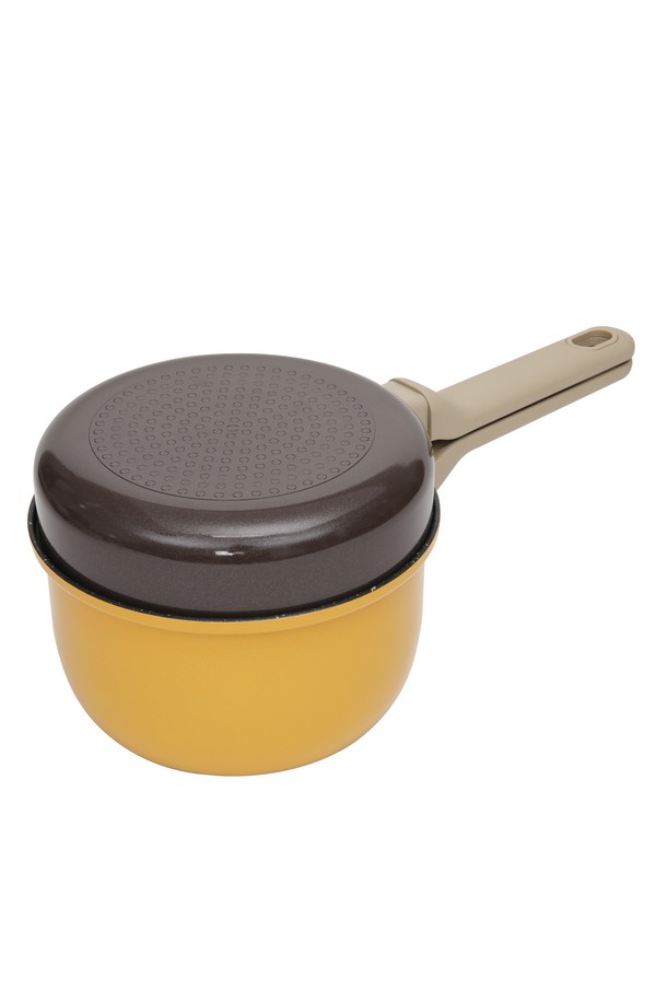 닥터하우스 도토리 멀티팬 편수냄비와 프라이팬 2종 세트입니다. 브라운과 옐로우 두 가지 색상으로 제공되며, 주방의 다양한 요리에 활용할 수 있습니다. 편리한 손잡이 디자인으로 안전하고 간편하게 사용할 수 있습니다. 에폭시 소재로 제작되어 내구성이 뛰어나고, 멀티팬 기능으로 다양한 요리를 한 번에 조리할 수 있습니다. 편수냄비와 프라이팬으로 구성되어 있어 실용적입니다.
