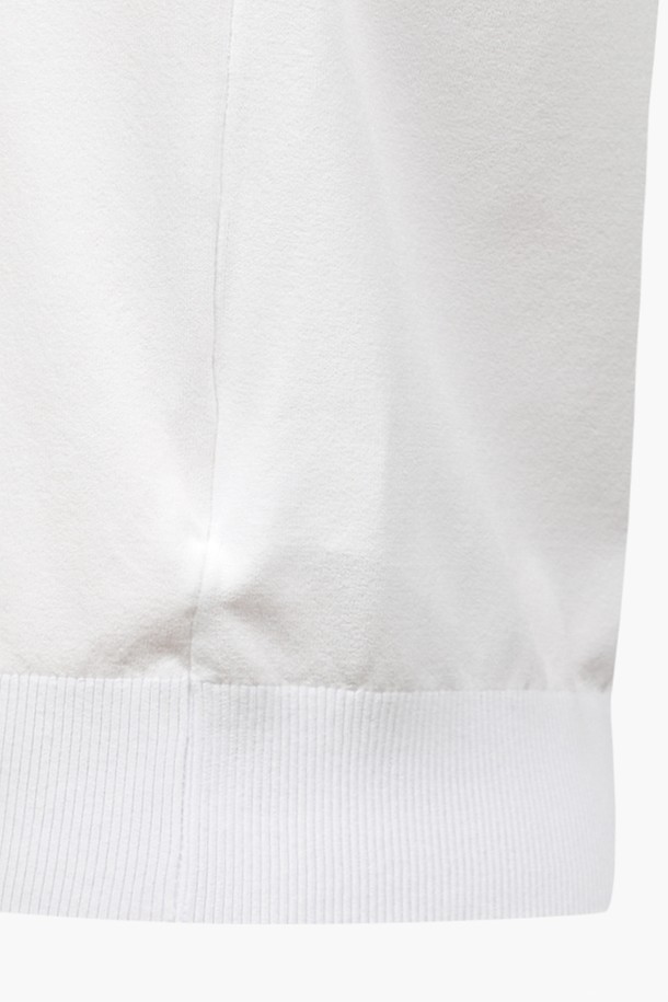 상품 슬라이드 이미지 1