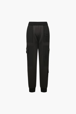 여성 테크니컬 저지 테이퍼드핏 팬츠_I44FFP7109_BLACK-a