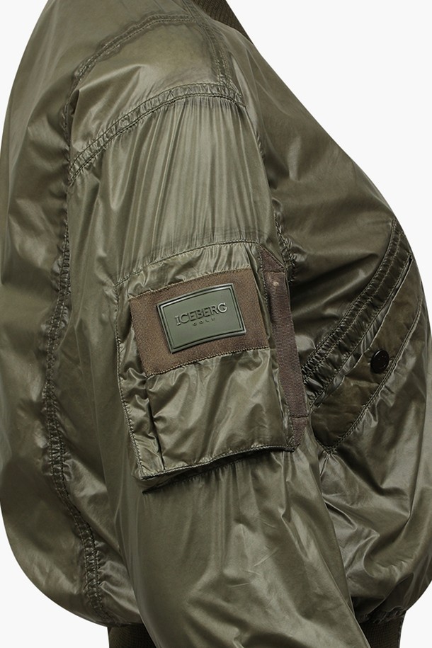 상품 슬라이드 이미지 1