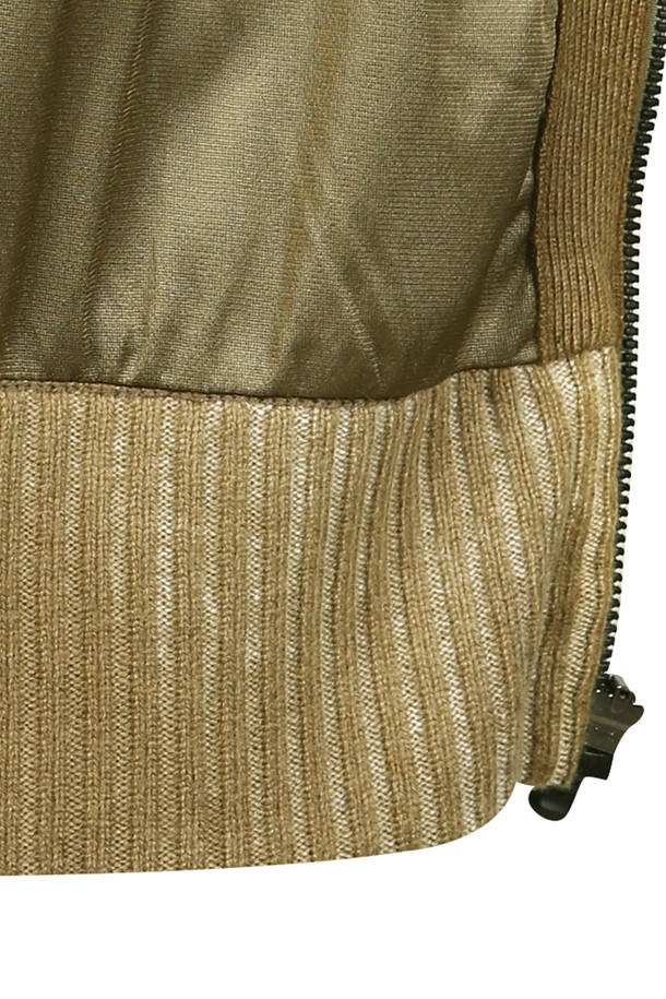 상품 슬라이드 이미지 1