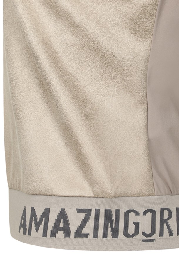 상품 슬라이드 이미지 1