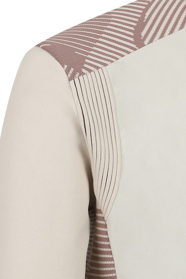 상품 슬라이드 이미지 1