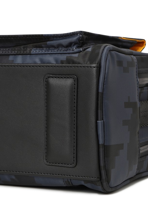 상품 슬라이드 이미지 0