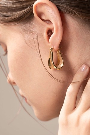 아티스틱 이어링 14k gold plated