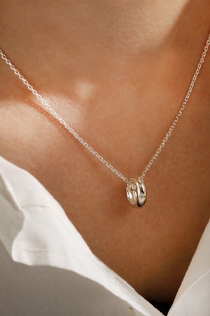 글로시 스텔라 네크리스 목걸이