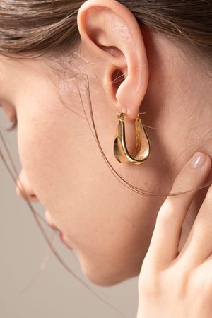 아티스틱 이어링 14k gold plated