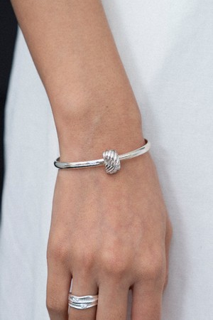 멜로디 라인 뱅글팔찌 silver 18-19cm