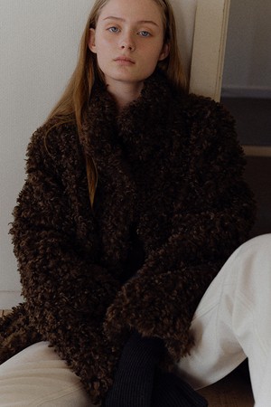 faux fur single coat (chocolate brown)