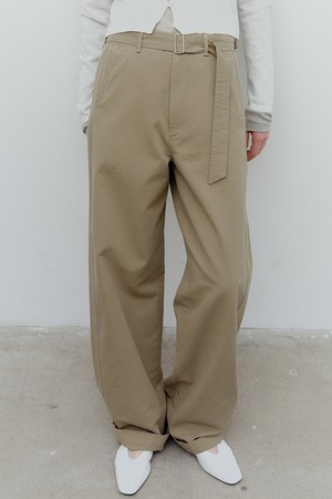 belted cotton barrel pants (vintage olive)