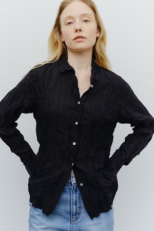 wrinkled sheer shirt (black)