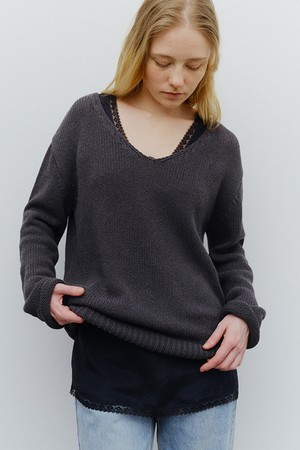paper v pullover (charcoal)