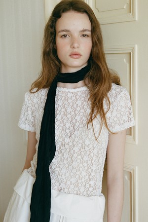 two-way scoop neck lace t-shirt (2colors)