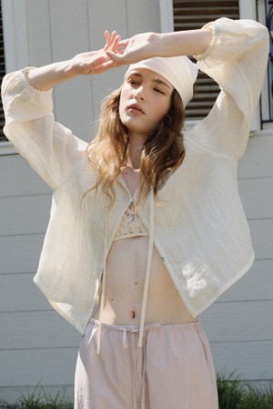 wrinkled linen blouse (cream)