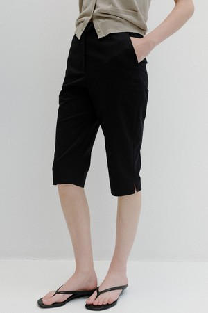 classic capri pants (black)