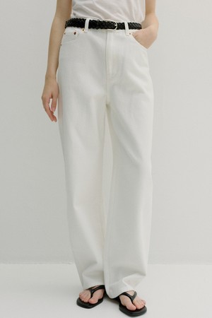 barrel jeans (off white)