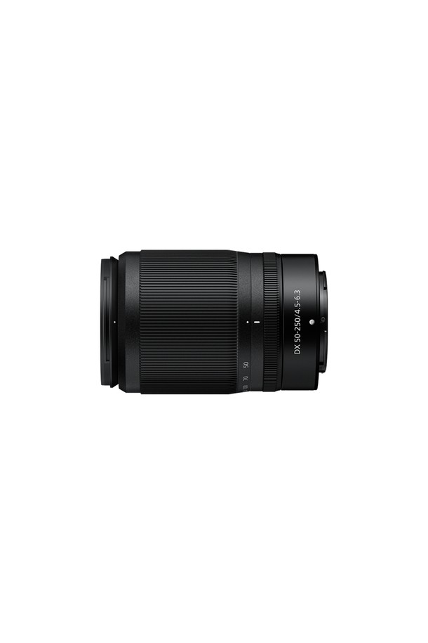 니콘 미러리스 렌즈 NIKKOR Z DX 50-250mm f/4.5-6.3 VR은 Z 마운트 미러리스 카메라에 사용되는 망원 줌 렌즈입니다. 50-250mm의 초점 거리와 f/4.5-6.3의 조리개 값을 지원하며, 다양한 촬영 환경에 유연하게 대응합니다. 손떨림 보정(VR) 기능을 통해 흔들림 없는 선명한 사진과 영상을 얻을 수 있습니다. DX 포맷을 지원하여 니콘 Z 시리즈 미러리스 카메라에 최적화된 성능을 제공합니다. 풍경, 인물, 스포츠 등 다양한 피사체를 줌 기능을 활용하여 생생하게 담아낼 수 있습니다.
