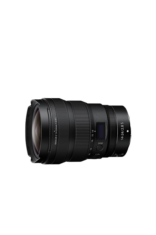 니콘 풀프레임 미러리스 렌즈 NIKKOR Z 14-24mm f/2.8 S는 Z마운트 방식의 광각 줌렌즈입니다. 14-24mm의 초점거리와 f/2.8의 최대 조리개 값을 지원하여, 풍경 사진과 같이 넓은 화각을 필요로 하는 촬영에 적합합니다. 풀프레임 센서를 지원하며, 미러리스 카메라를 위한 설계로 제작되었습니다.  선명하고 뛰어난 화질을 제공하며, 다양한 환경에서 뛰어난 성능을 발휘합니다.
