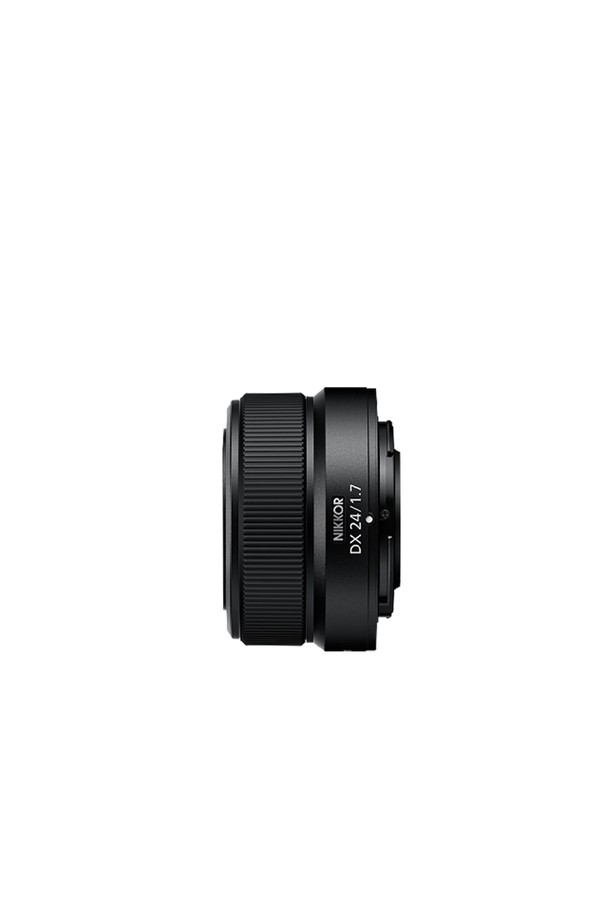 니콘 니코르 Z DX 24mm f/1.7 렌즈는 미러리스 카메라를 위한 광각 단렌즈입니다. 밝은 조리개값 f/1.7을 통해 어두운 환경에서도 선명한 사진 촬영이 가능하며, 24mm 초점 거리는 일상과 스냅 촬영에 적합합니다. Z 마운트 방식으로, DX 포맷의 렌즈 구성을 갖추고 있으며, 자동 초점 기능을 지원하여 편리하게 사용할 수 있습니다. 블랙 색상으로 디자인되었으며, 플라스틱과 글라스 소재를 사용하여 제작되었습니다.
