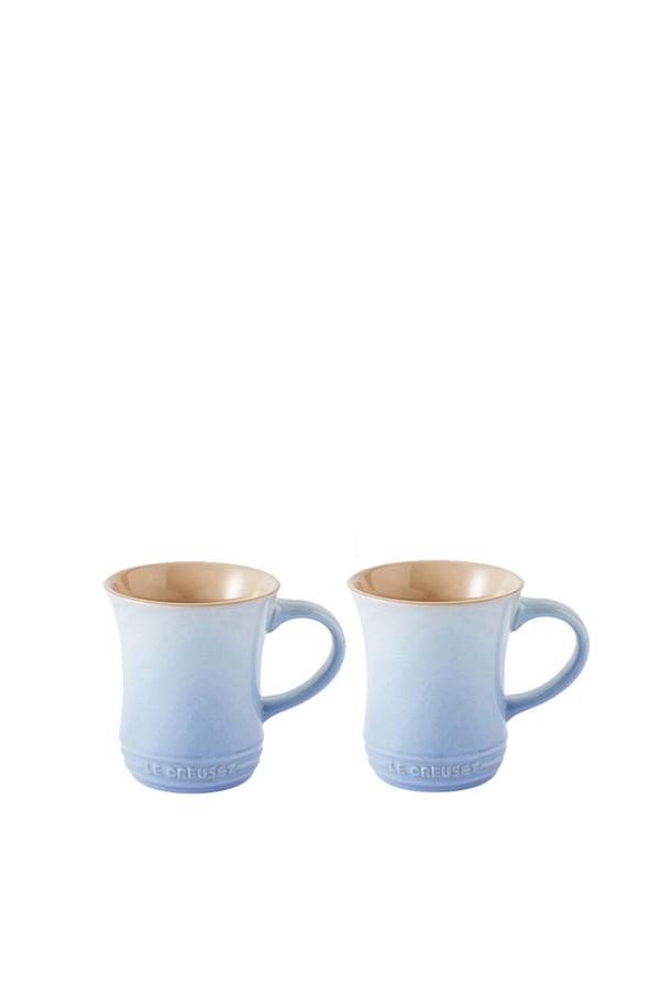 [르크루제] 머그컵(소) 2P 세트 (색상선택)는 주방용품 카테고리의 머그컵으로, 르크루제 브랜드의 도자기 소재 제품입니다. 일상적인 음용에 적합하며, 2개의 머그컵이 한 세트로 구성되어 있습니다. -20°C에서 260°C까지 온도 사용이 가능하며, 전자레인지와 인덕션에서도 사용할 수 있습니다. 제조 과정에서 기포, 돌기, 편홀, 혹점, 백점, 붉은점, 놀림 자국, 두께 및 색상 차이가 발생할 수 있으며, 직화 사용은 권장하지 않고 급격한 온도 변화는 피해야 합니다.
