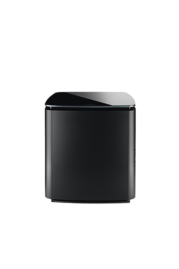 [BOSE] 보스 베이스 모듈 700은 미니멀하고 모던한 디자인의 무선 베이스 모듈입니다. 블랙 색상으로 출시되었으며, 플라스틱 소재로 제작되었습니다. 보스 사운드바와 연동하여 더욱 풍성한 저음 사운드를 제공합니다. 블루투스 연결을 지원하여 홈시어터 시스템을 구축할 수 있습니다. 미디엄 크기로, 공간 효율적인 배치가 가능합니다.
