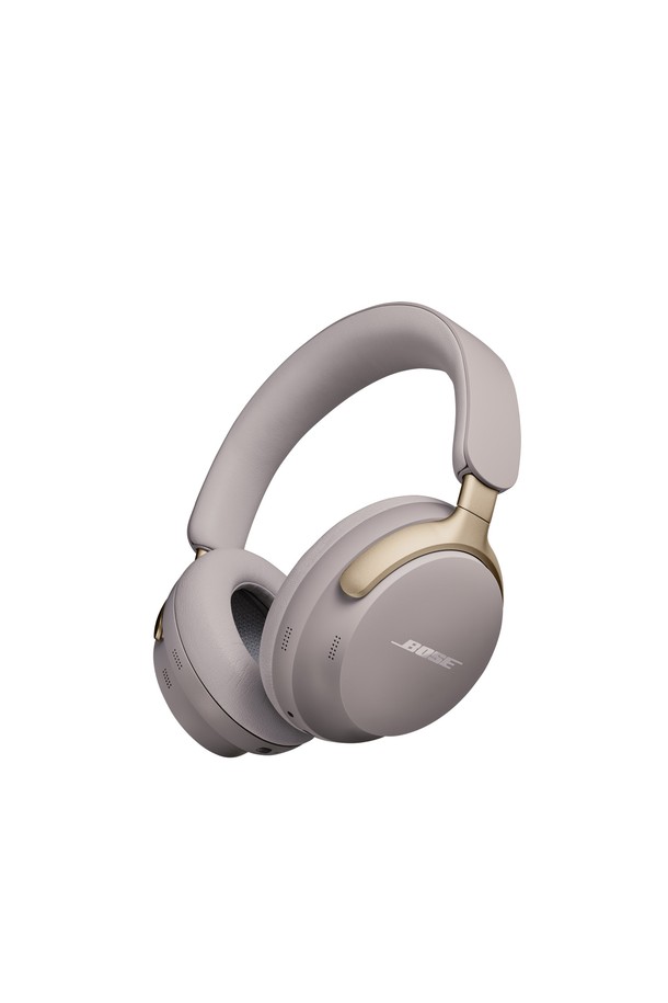 [BOSE] 보스 QC 울트라 헤드폰은 공간 음향 및 CustomTune 기술을 통해 몰입감 넘치는 사운드를 제공합니다. 최대 24시간 사용 가능한 배터리와 3시간 충전으로 뛰어난 편의성을 자랑하며, Bluetooth 5.3 및 유선(3.5mm) 연결을 지원합니다. 블랙, 화이트, 스모크, 플럼, 루나 블루 등 다양한 색상으로 출시되었으며, 노이즈 캔슬링, 터치 컨트롤, 음성 통화 기능을 갖췄습니다. 252g의 가벼운 무게로 휴대용 케이스, USB-C 충전 케이블, 3.5mm to 2.5mm 오디오 케이블을 구성품으로 제공합니다. 일상 생활과 음악 감상에 최적화된 사용성을 경험해 보세요.
