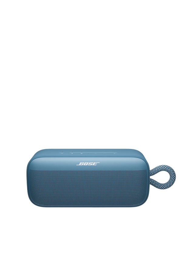 보스(BOSE) 사운드링크 플러스 포터블 스피커는 블루투스 기능을 갖춘 휴대용 스피커입니다. 플라스틱 소재로 제작되었으며, 뛰어난 휴대성과 고음질 사운드를 제공합니다. 실내외 어디에서든 음악 감상이 가능하며, 방수 기능으로 안심하고 사용할 수 있습니다. 충전식 배터리와 핸들 스트랩이 있어 편리하게 휴대할 수 있습니다.
