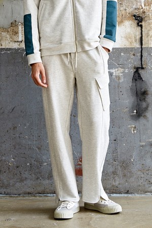 [커스텀어스] 밑단변형 와이드 트레이닝 팬츠 CFS23FKPT902