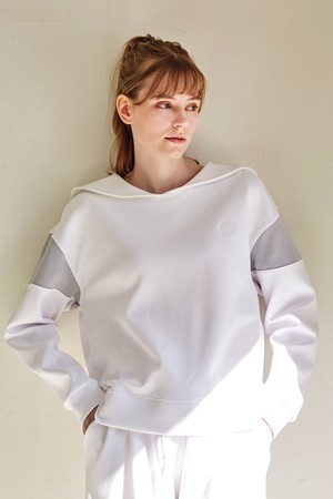 [커스텀어스] 럭셔리 쿠션지 숄카라 스웻셔츠 CFW23SKMT205