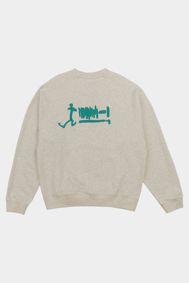 [커스텀어스] 러닝 프린트 스웨트셔츠 CCUCOFKMTA61 OTM는 남성을 위한 캐주얼 스타일의 스웨트셔츠입니다. 부드러운 면 소재로 제작되어 봄, 가을에 편안하게 착용할 수 있으며, 루즈핏으로 활동성을 높였습니다. 라운드넥에 긴 소매, 레귤러 기장으로 디자인되었으며, 'Oatmeal', 'Navy', 'Mint' 세 가지 색상으로 출시되었습니다. 동네 마실룩 또는 산책룩에 어울리는 베이직한 디자인으로, 프린트와 로고 디테일이 돋보입니다. 신축성이 약간 있어 편안한 착용감을 제공합니다.
