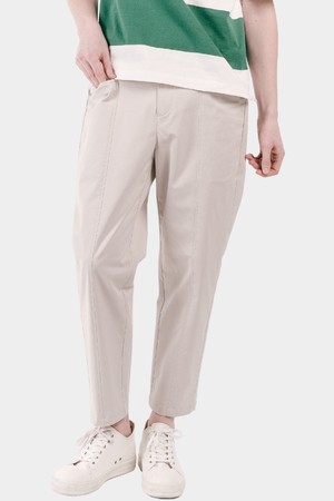 유니크 포켓 디테일 슬림핏 남자 밴딩 팬츠 CXS25MWPT425 BEI