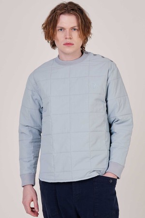 남자 4각퀼팅 로고자수 오버핏 맨투맨 CXS25WPMTC19 GRY