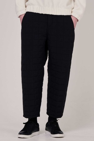 남자 2인치 사각퀼팅 쎄미 배기핏 E밴딩 겨울 팬츠 CXS25WWPTC20 BLA