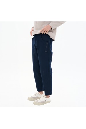 남자 사이드 버튼 코튼 스판 허리 E-BAND 세미 스트레이트 9부팬츠 CXS26SWPT209 NAV