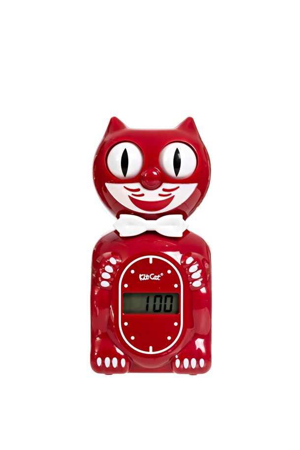 [킷캣클락] 솔라 체리는 귀여운 고양이 캐릭터 디자인의 디지털 시계입니다. 체리/레드 색상으로, 솔라 충전 및 건전지 사용이 가능하며 알람, 디지털 시계 기능은 물론 움직이는 눈으로 재미를 더합니다. 실내 및 실외 어디든 설치 가능하며, 한글 매뉴얼과 출고 전 검수를 거쳐 노이즈 제거 기능까지 갖춘 실용적인 제품입니다.
